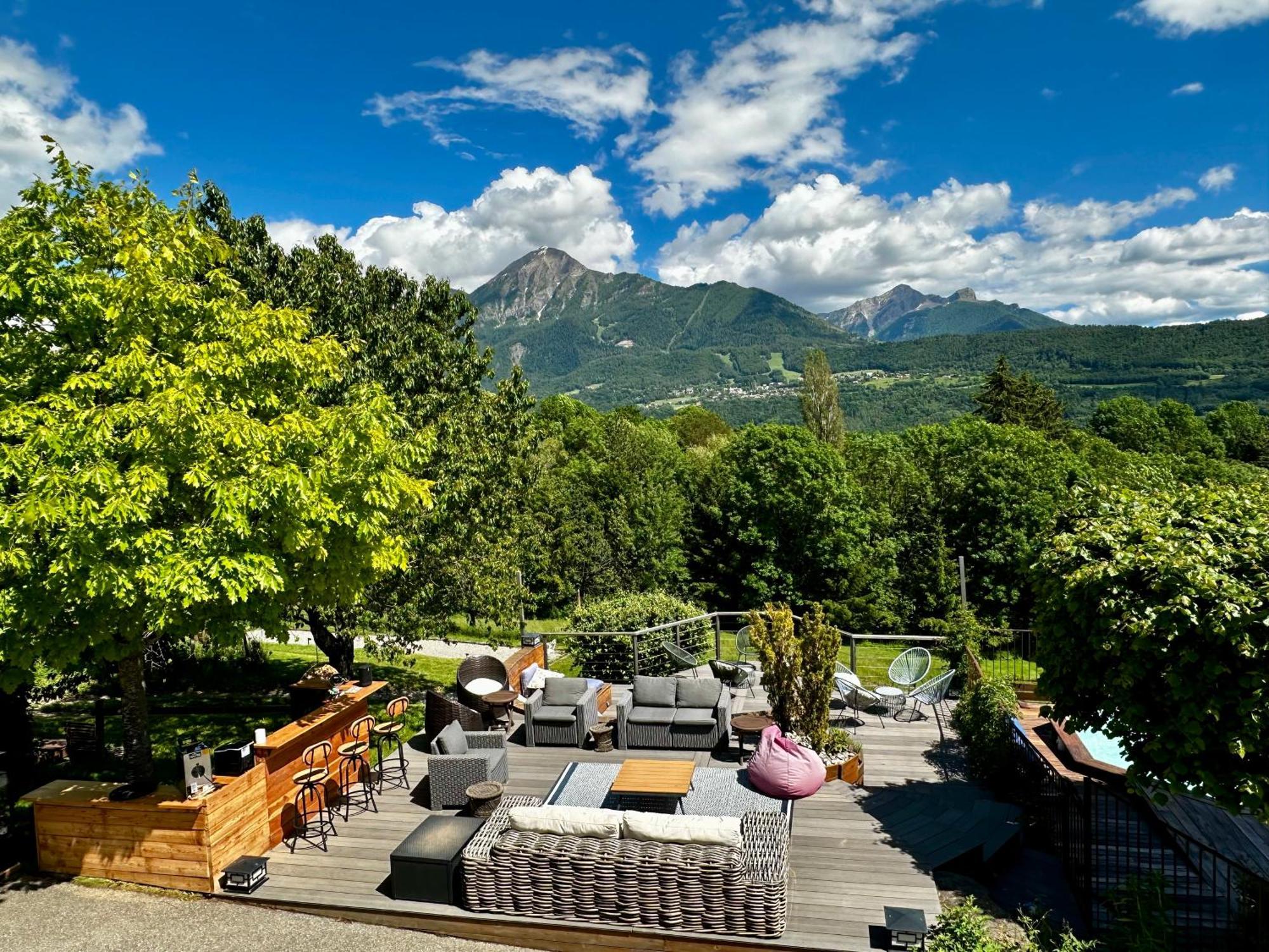 Chambre D'Hotes La Grange Des Ecrins Chabottes Exterior foto